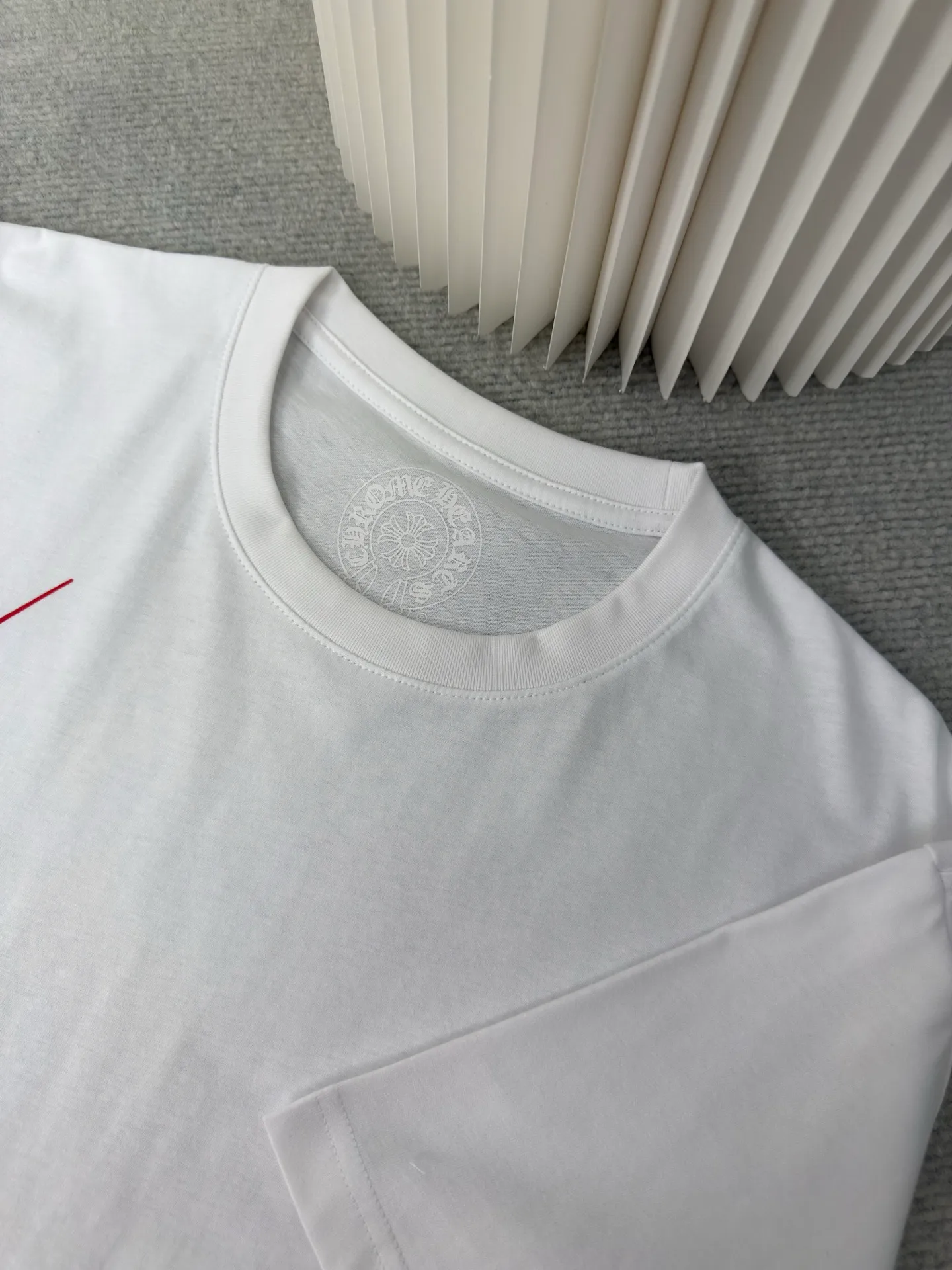 P240 Chrome Hearts Star Wars Limited Short Sleeves Authentic Open Edition - Physical Counter - Top Luxury Quality 🆚 Instant sale of all editions on the market. The fabric is made of 26 weave 200 grams of cotton. The printing is made of hand glue printing. Customized accessories. Size S M L
